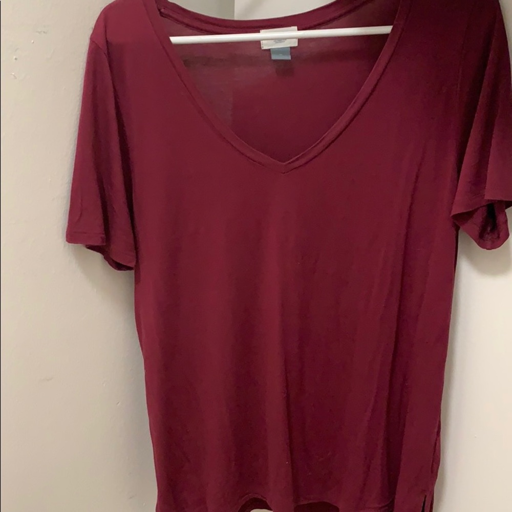 Old navy T-shirt